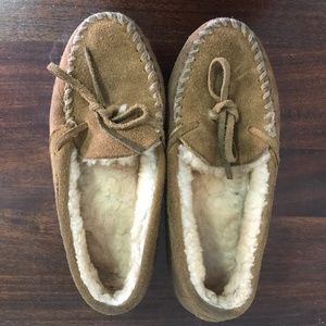 Minnetonka Moccasin Size 7